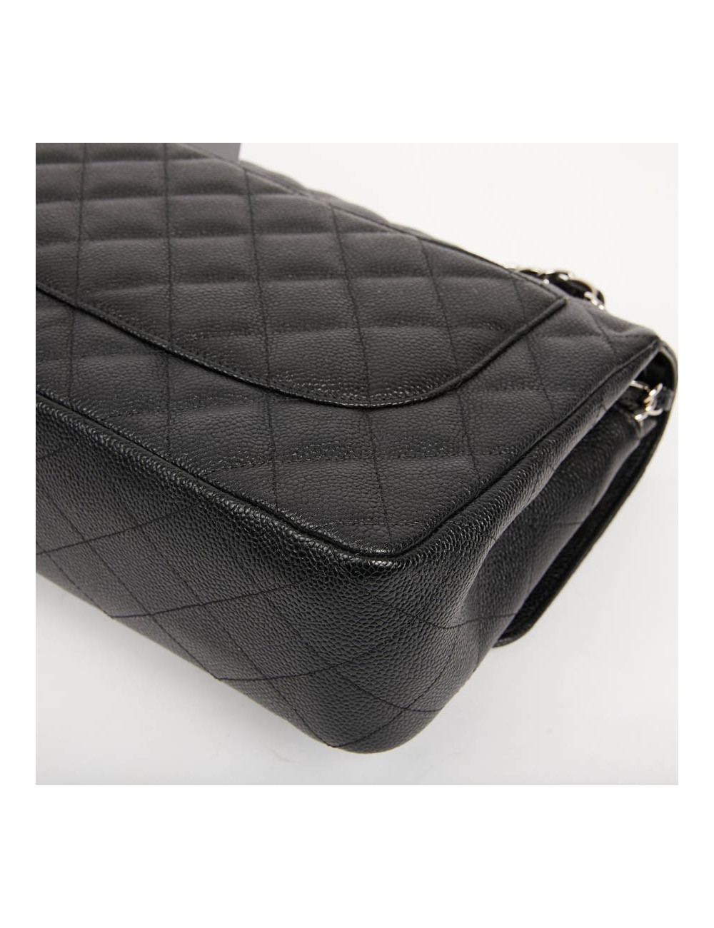 Sac Jumbo CHANEL cuir caviar noir