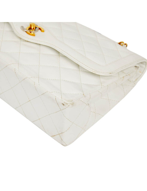 Timeless CHANEL Vintage Bag in White Leather-Certified occasion