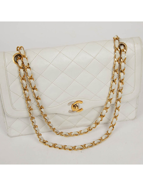 Timeless CHANEL Vintage Bag in White Leather-Certified occasion