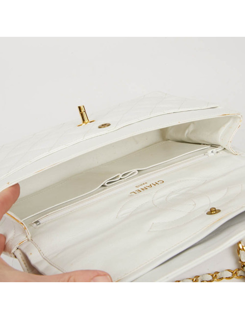 Timeless CHANEL Vintage Bag in White Leather-Certified occasion