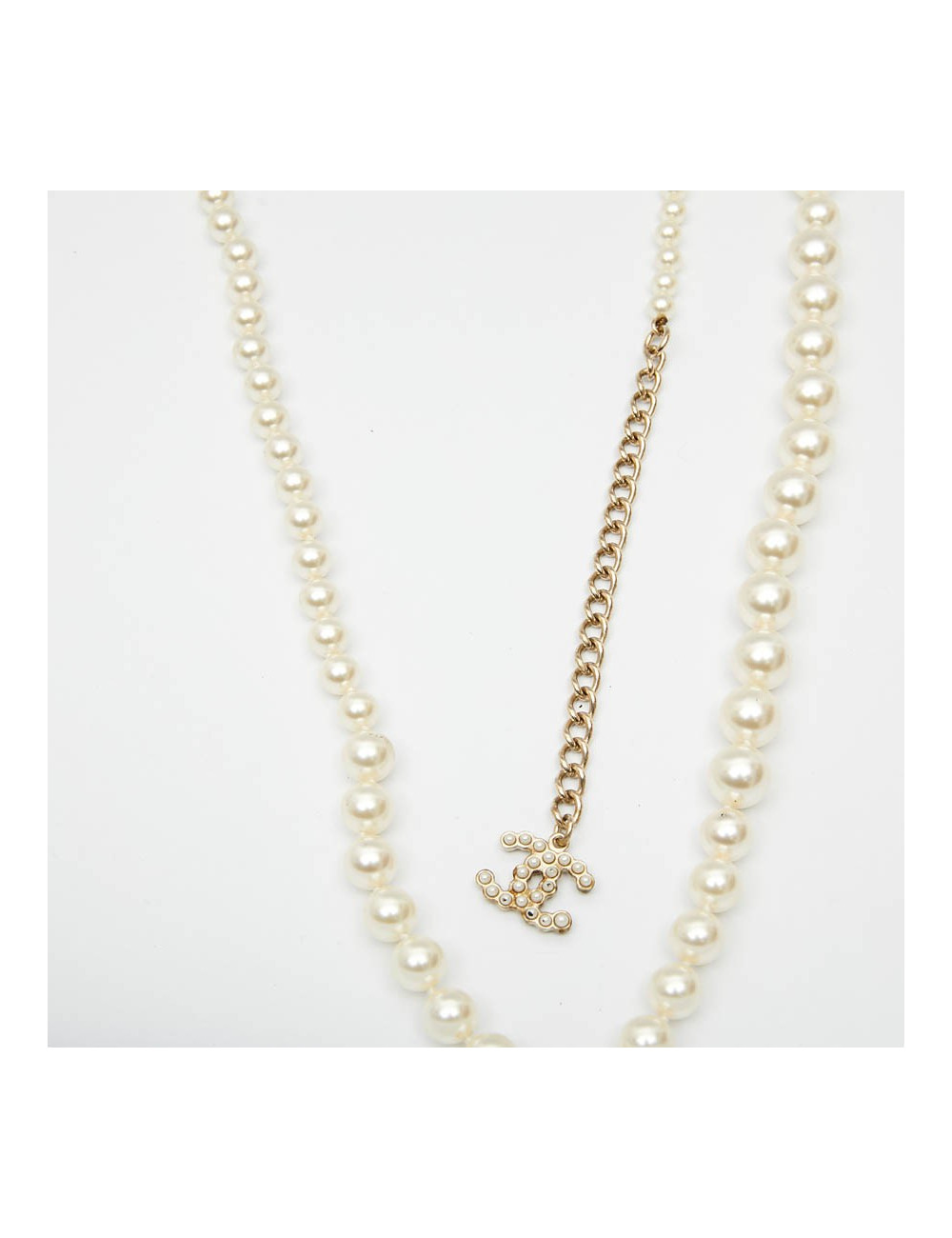 Sautoir CHANEL perles nacrées