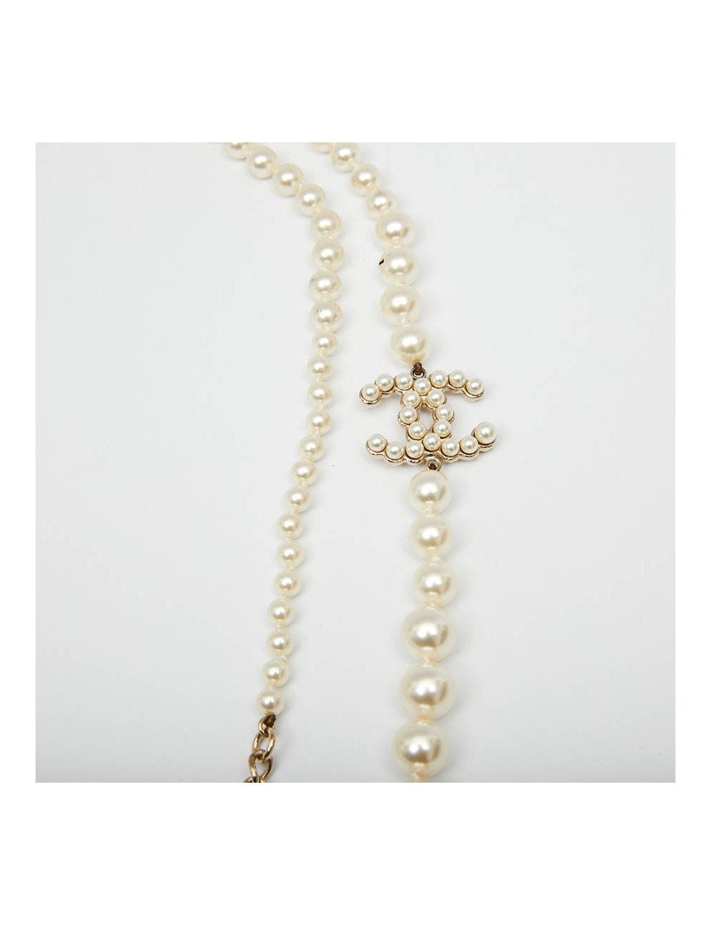 Sautoir CHANEL perles nacrées