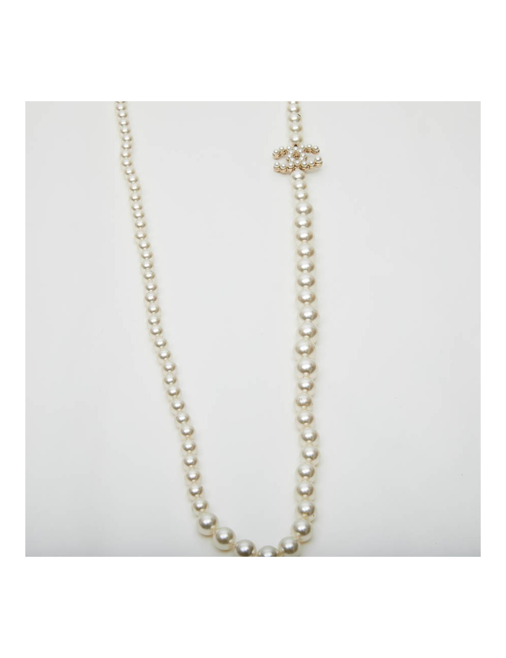 Sautoir CHANEL perles nacrées