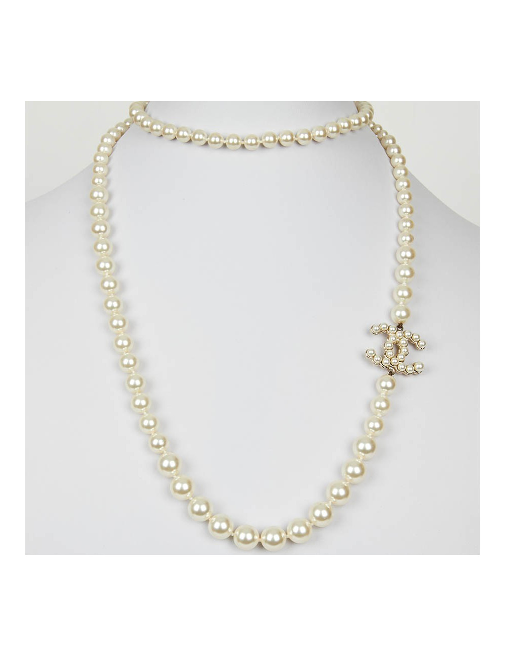 Sautoir CHANEL perles nacrées