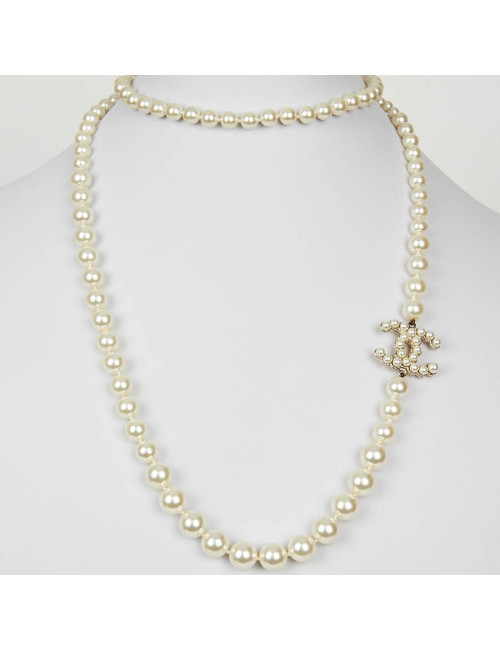 Sautoir CHANEL perles nacrées