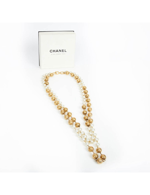 CHANEL two-row pearly and metal long necklace