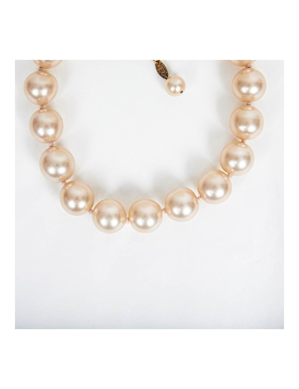 CHANEL pink molten glass beaded choker