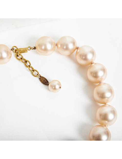 CHANEL pink molten glass beaded choker
