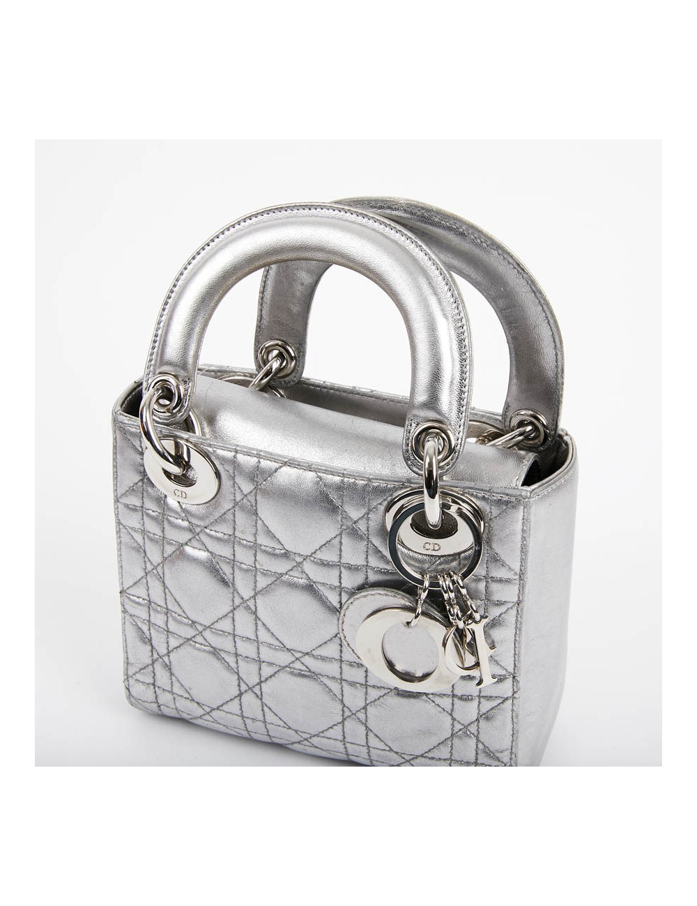 Mini Lady DIOR en cuir argent 