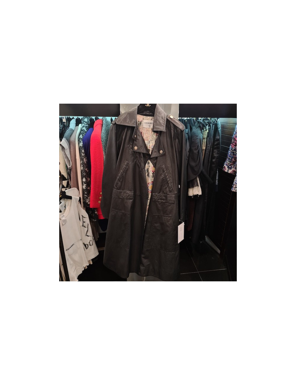 Trench T 40 CHANEL Paris-DubaÏ cuir noir