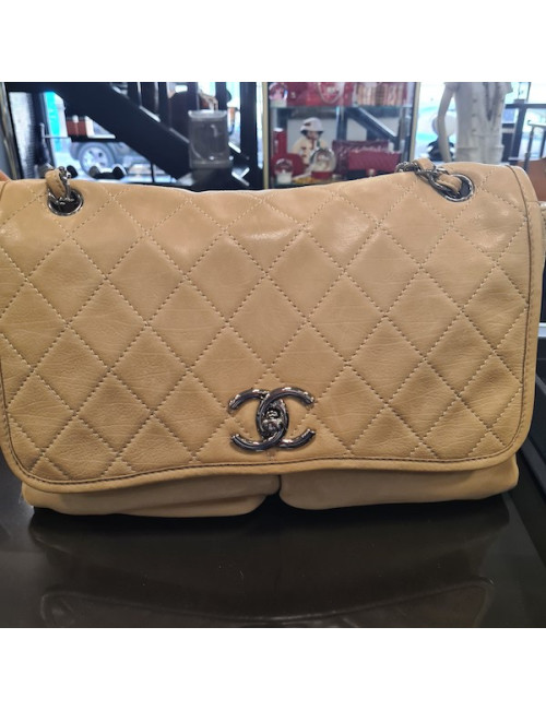 Sac CHANEL cuir d'agneau beige