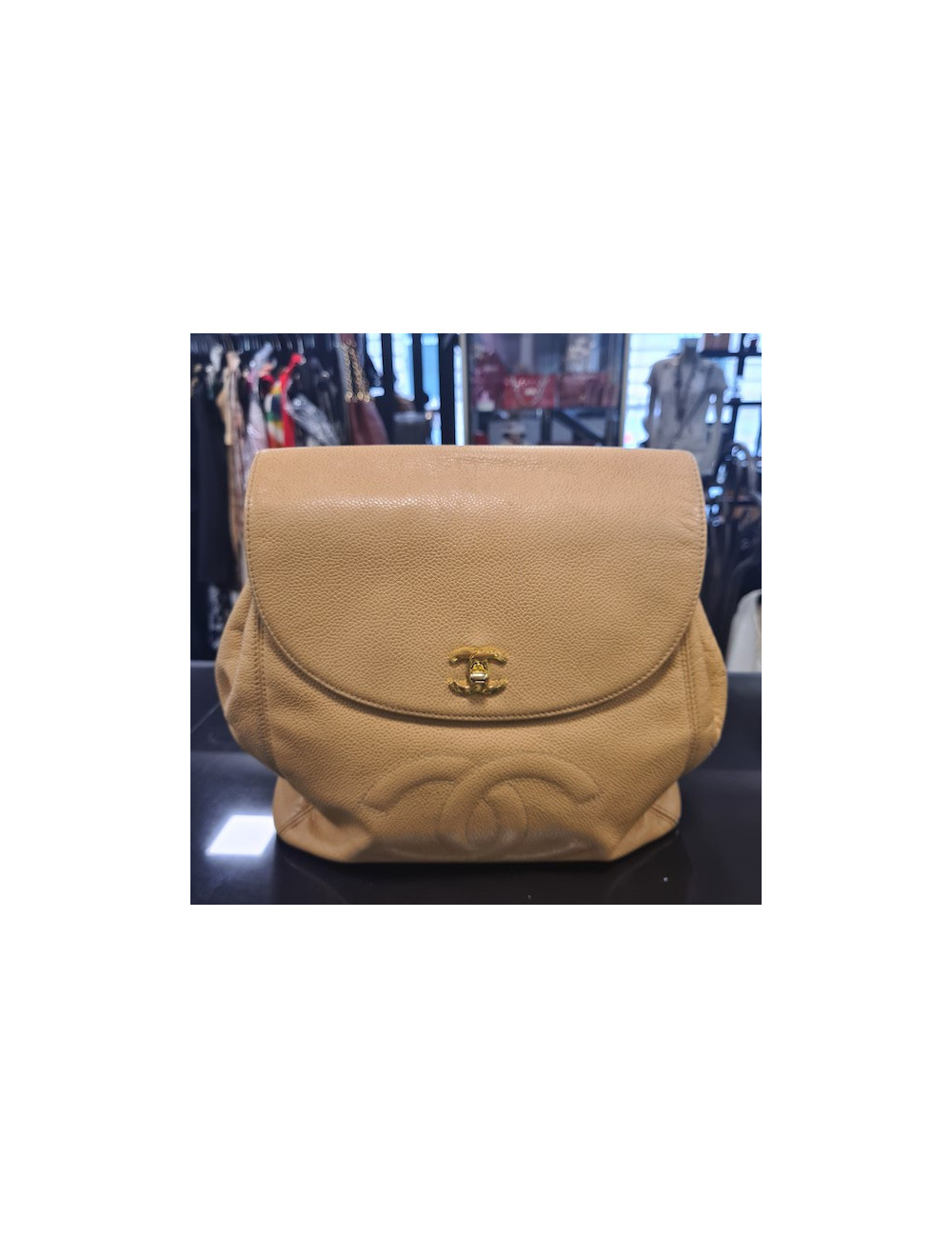 Sac à dos CHANEL cuir grainé beige