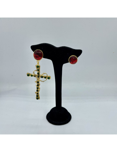 Clous MARGUERITE DE VALOIS rubis et emeraude