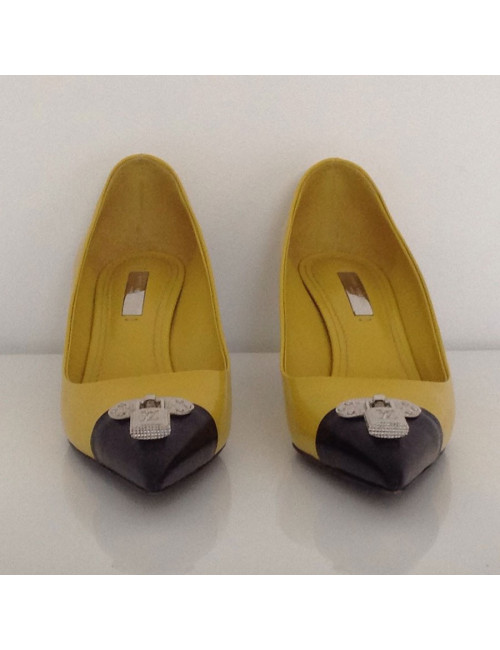 escarpins LOUIS VUITTON cuir jaune t 38