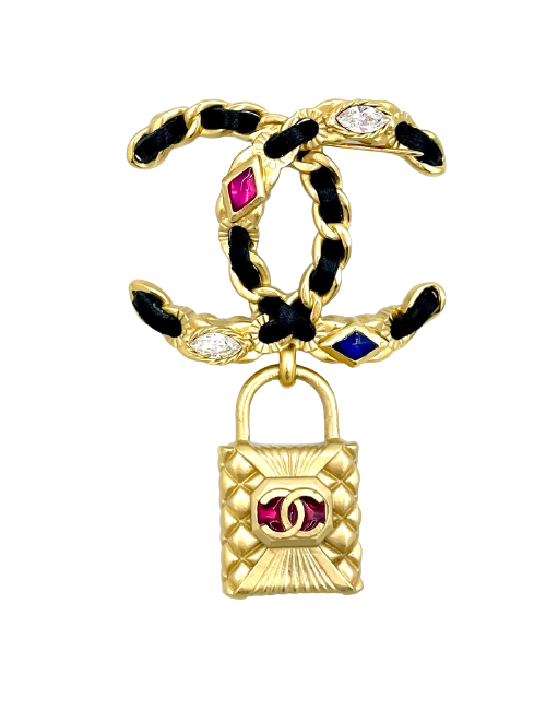 CHANEL CC Bag Golden Brooch 