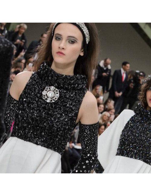 Broche cabochons CHANEL argent