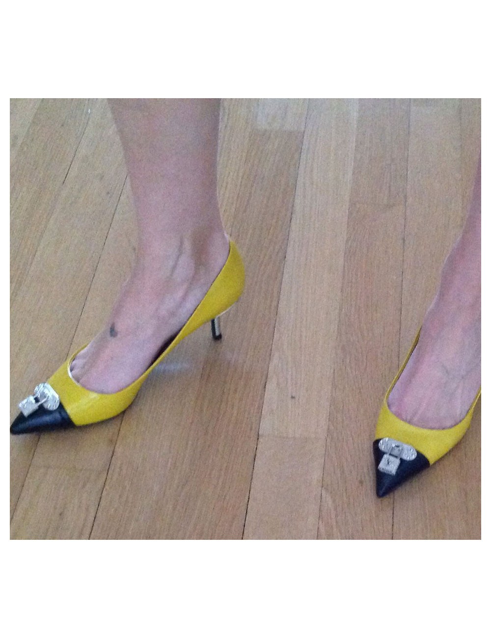 escarpins LOUIS VUITTON cuir jaune t 38