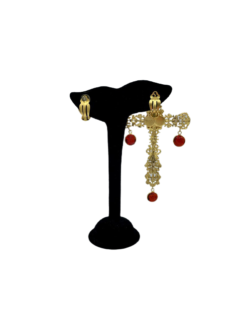 Clous croix pendantes MARGUERITE DE VALOIS saphir et rubis