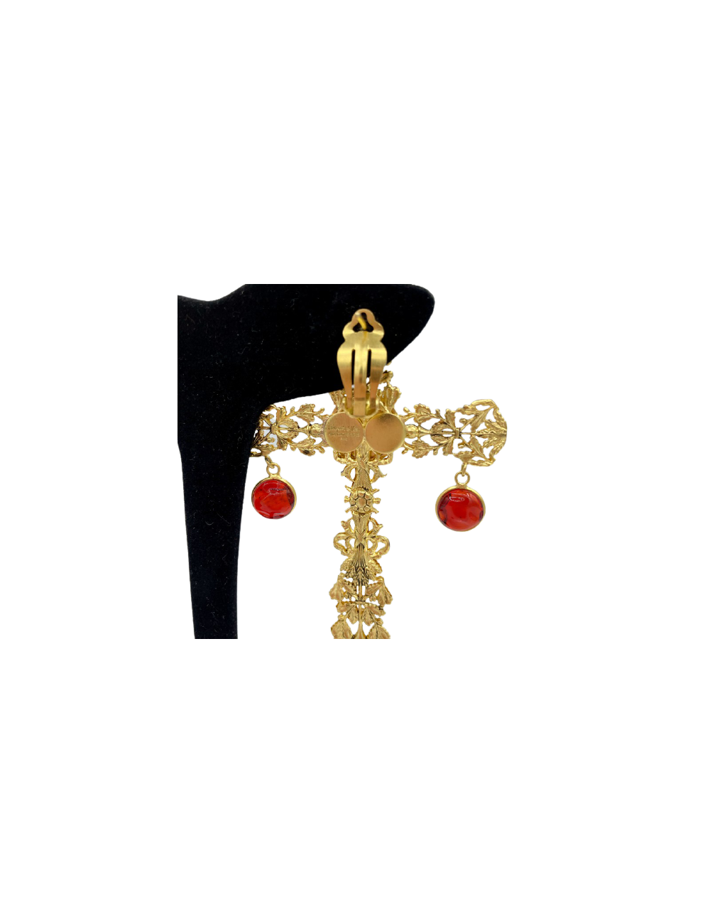 Clous croix pendantes MARGUERITE DE VALOIS saphir et rubis