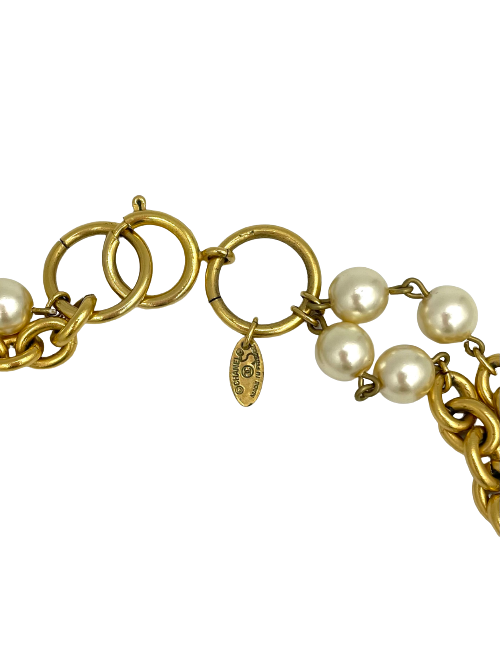 Sautoir CHANEL chaîne dorée et perles nacrées Vintage