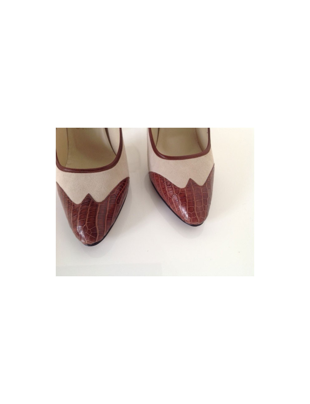 escarpins FERRAGAMO's  créations daim et croco T 37.5