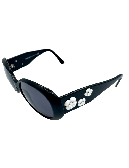 Lunettes de soleil Chanel noir camelias