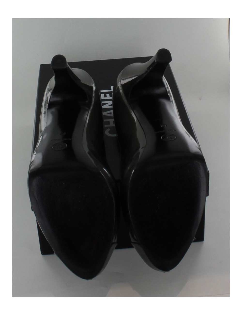 escarpins CHANEL T 42 vernis bronze