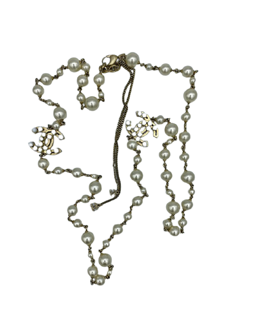 Sautoir CHANEL perles nacrées