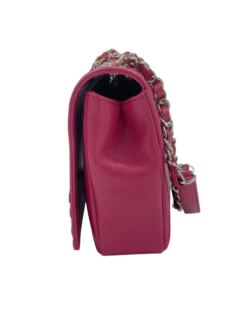 Sac CHANEL carré en cuir rose fushia liseré en python
