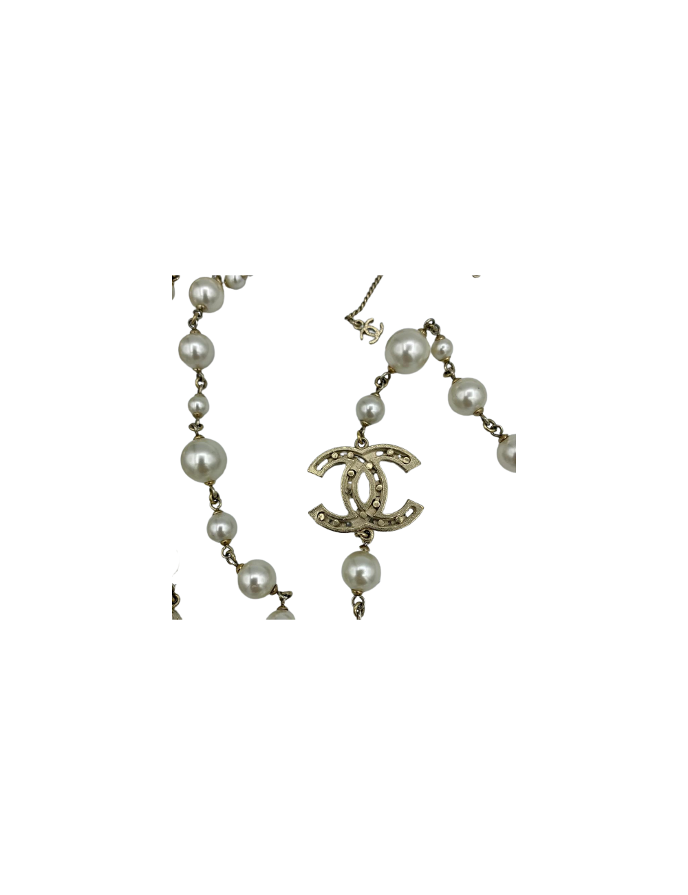 Sautoir CHANEL perles nacrées