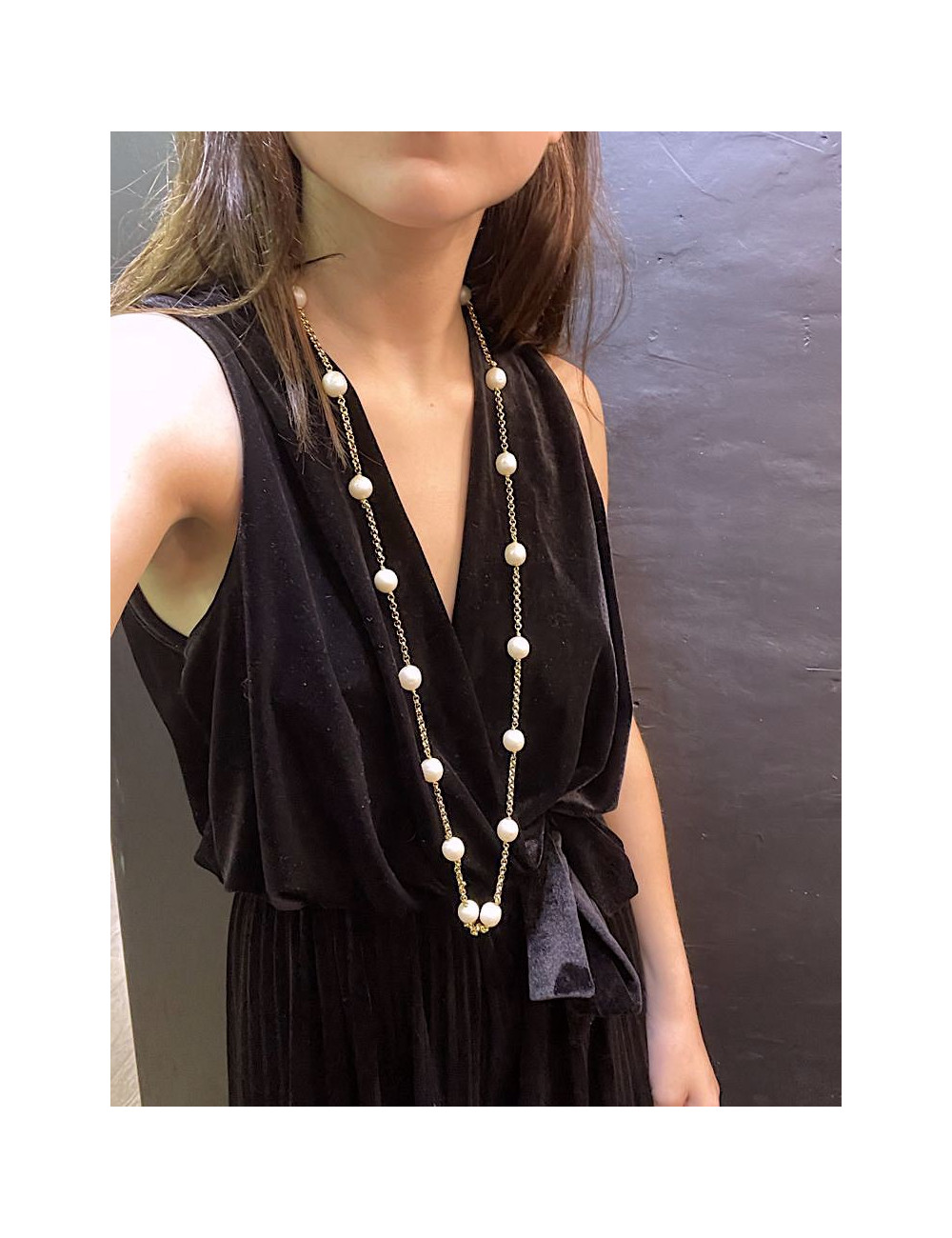 CHANEL Vintage Pearl Necklace