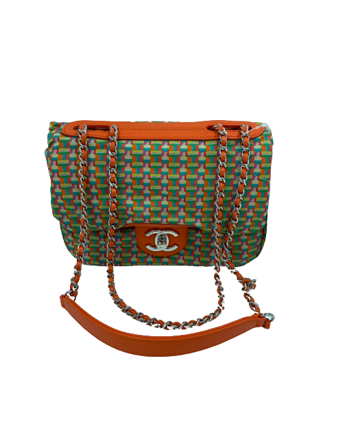 Timeless CHANEL orange