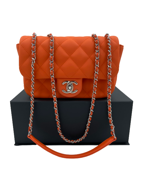 Timeless CHANEL orange