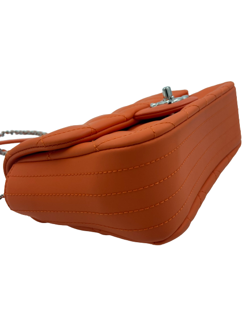 Timeless CHANEL orange