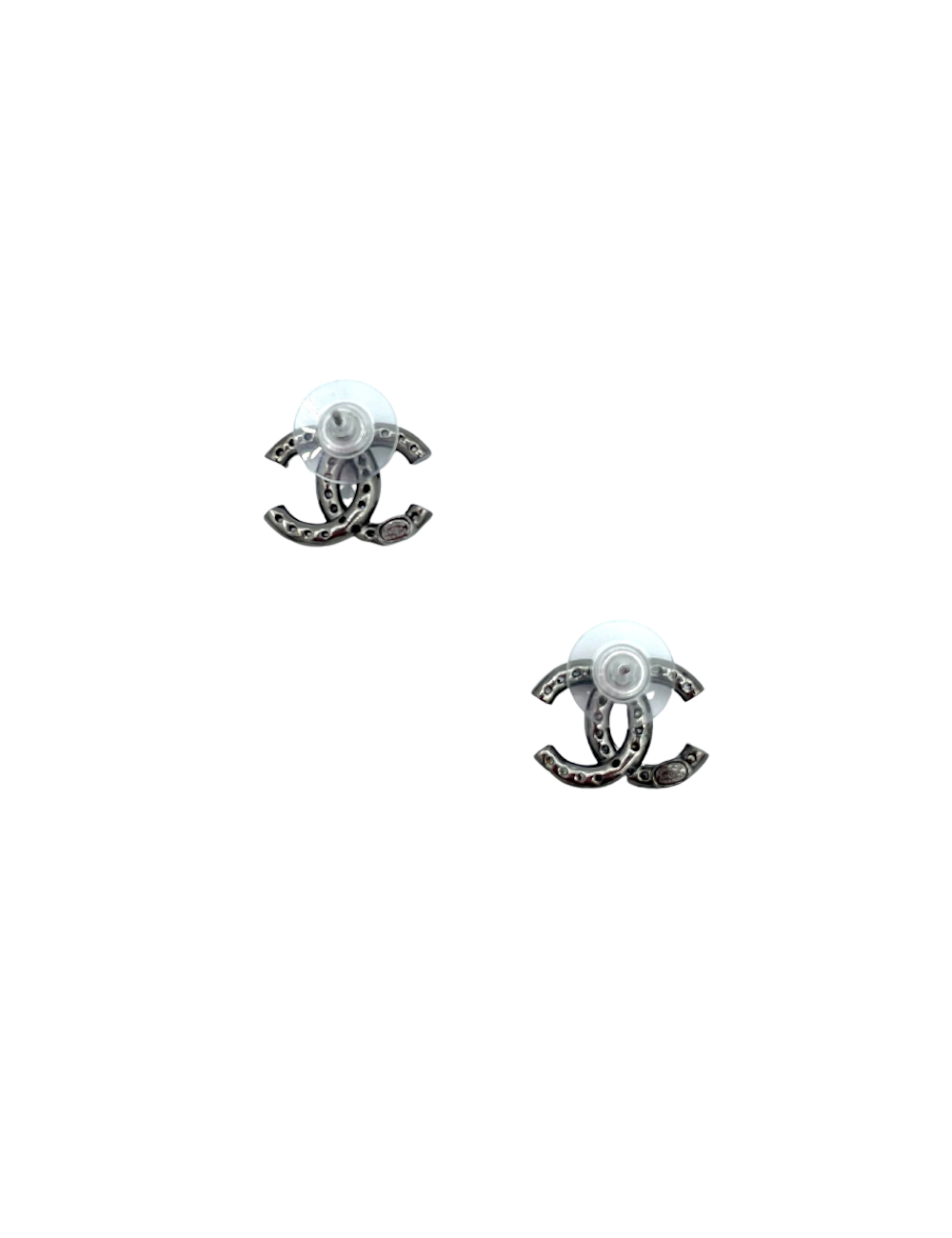 Boucles d'oreilles clous CC strass et ruthenium