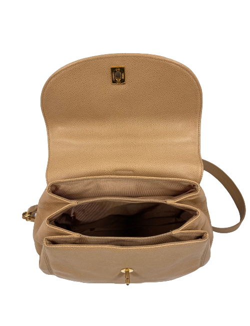 Sac à dos CHANEL cuir grainé beige