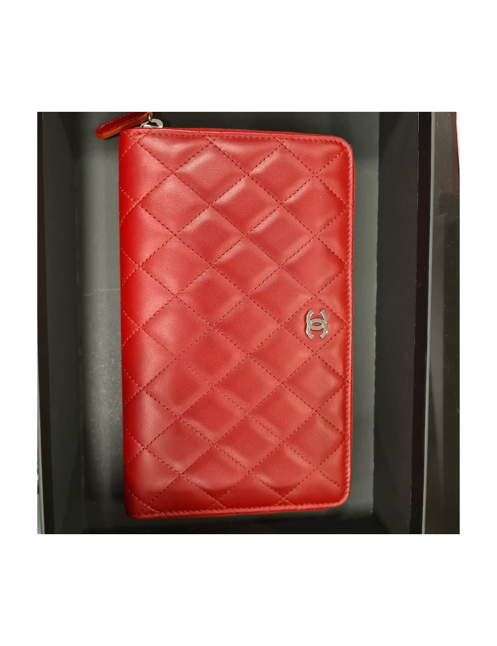 Compagnon CHANEL rouge