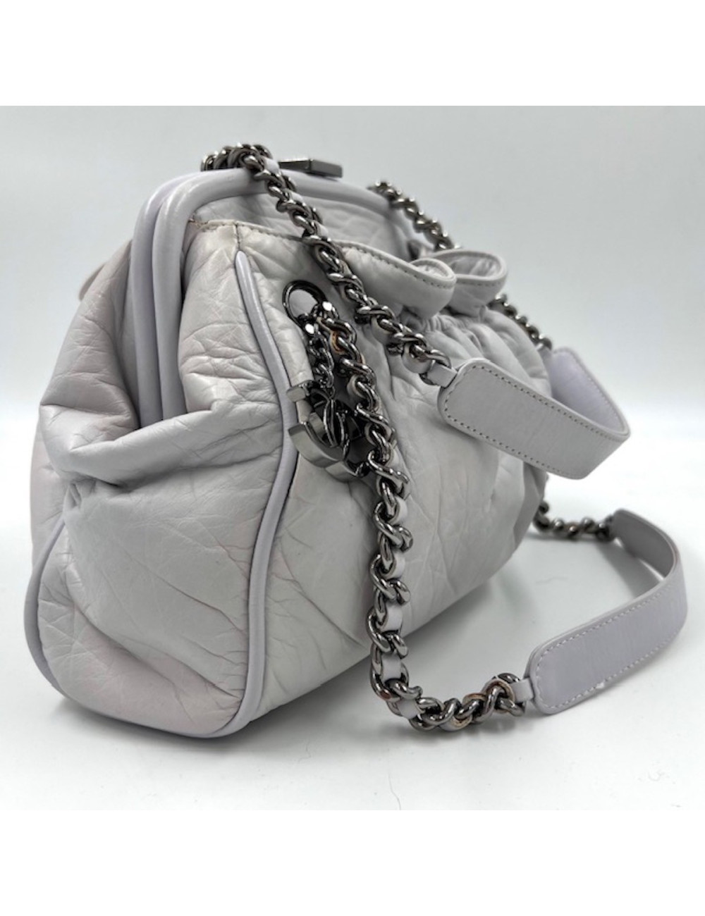 Sac gris CHANEL cuir vieilli