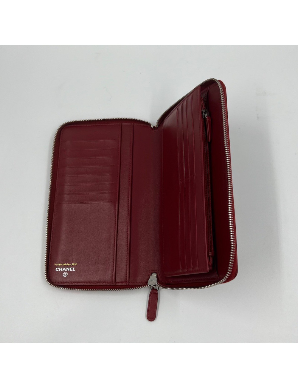 Compagnon CHANEL rouge