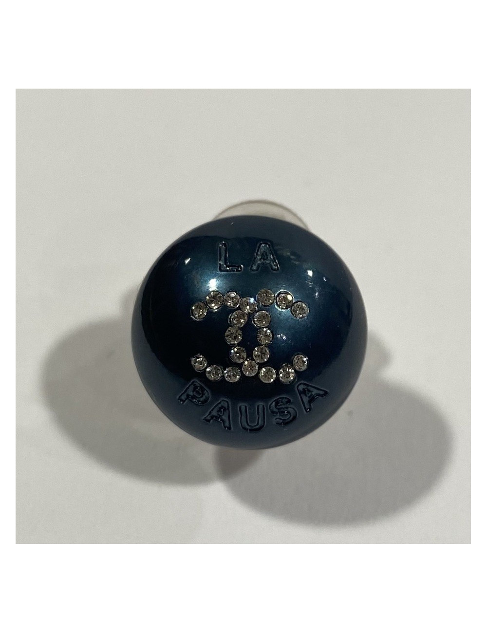 Boucles d'oreille CHANEL argent et noir