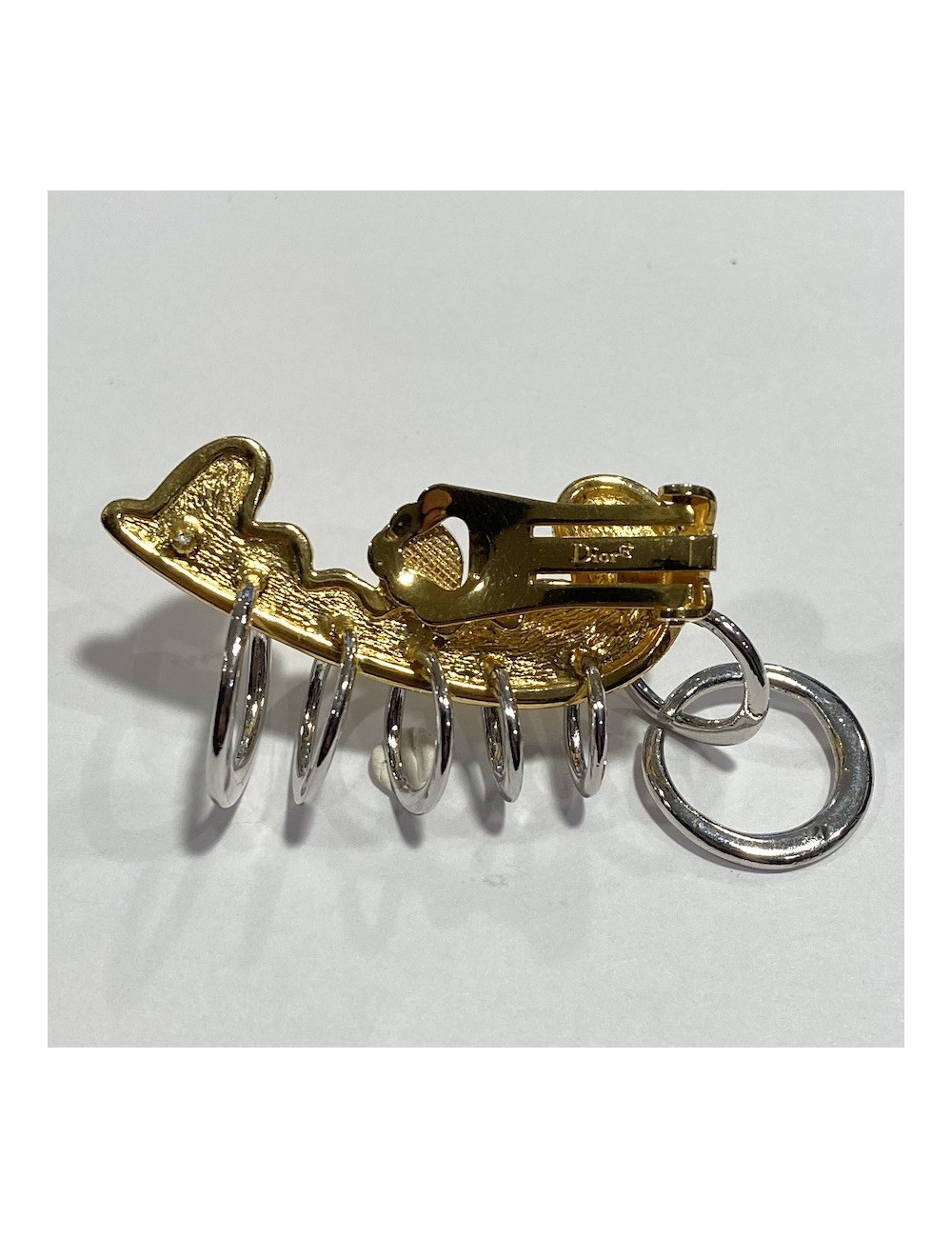 Clip piercing DIOR