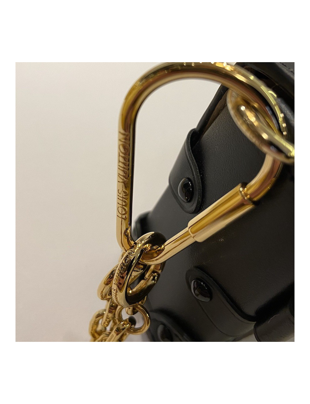 Bag charm LOUIS VUITTON toile Monogram