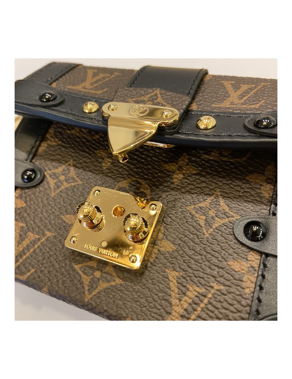 Bag charm LOUIS VUITTON toile Monogram