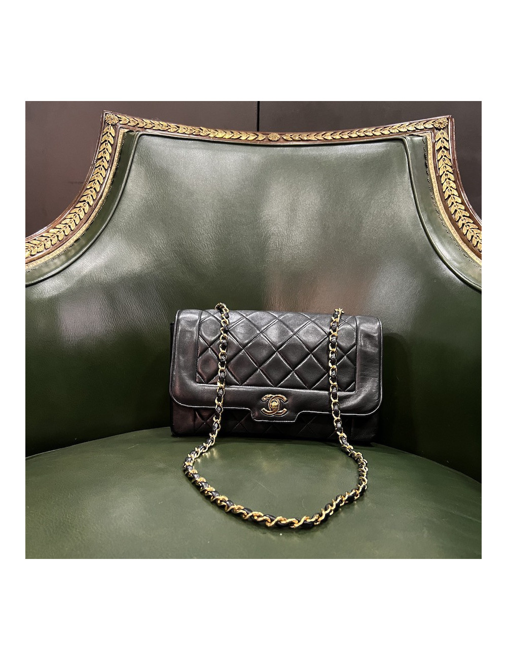 Sac CHANEL noir vintage