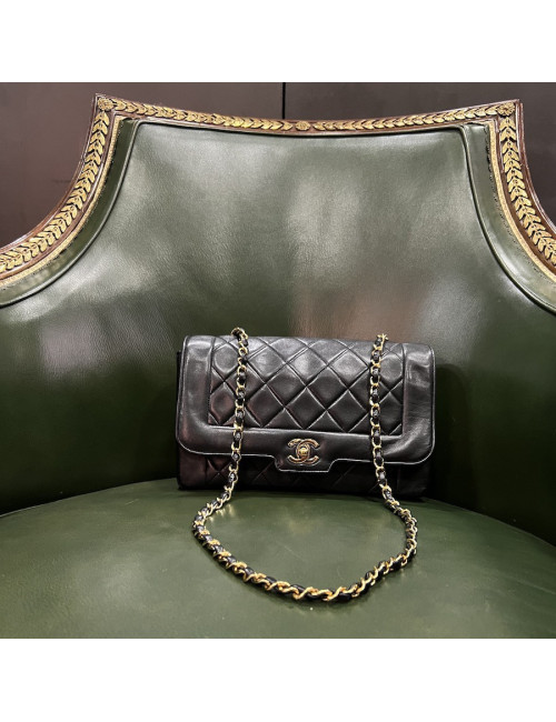 Sac CHANEL noir vintage