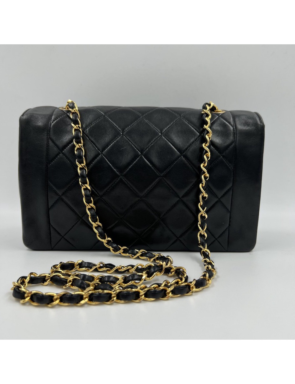 Sac CHANEL noir vintage