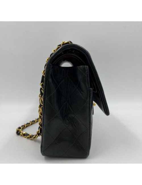 Timeless CHANEL vintage noir