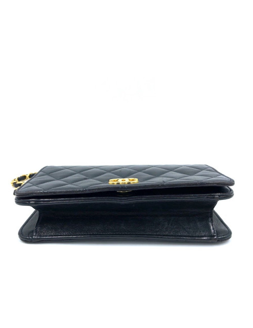 WOC vintage CHANEL mini noir