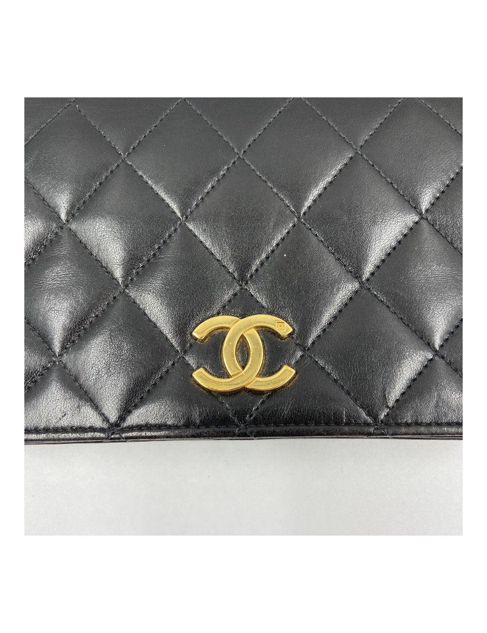 WOC vintage CHANEL mini noir
