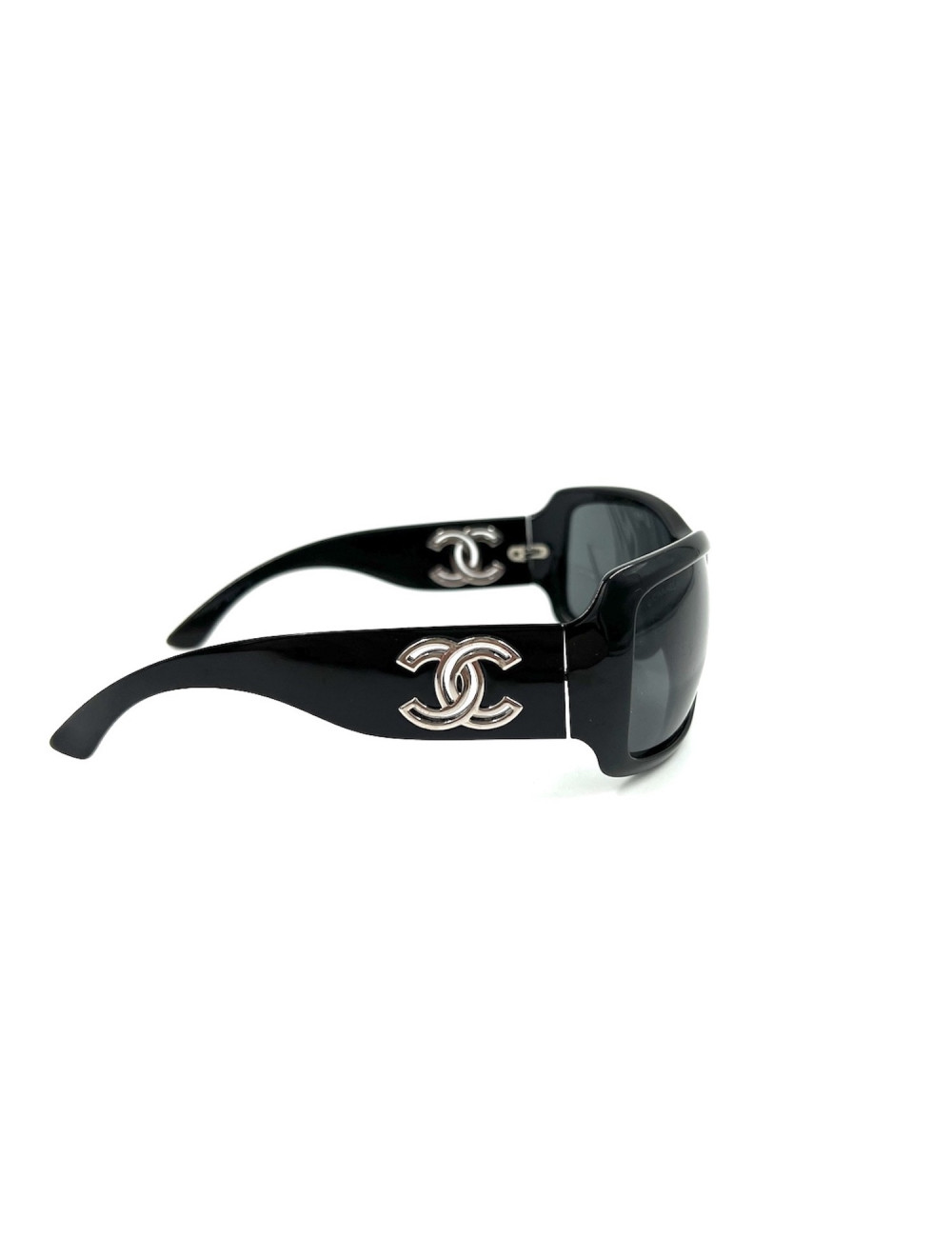 Lunettes de soleil CHANEL 